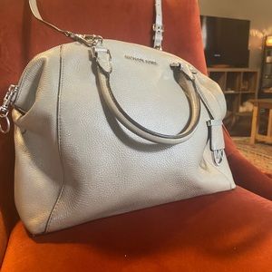 Michael Kors tan purse